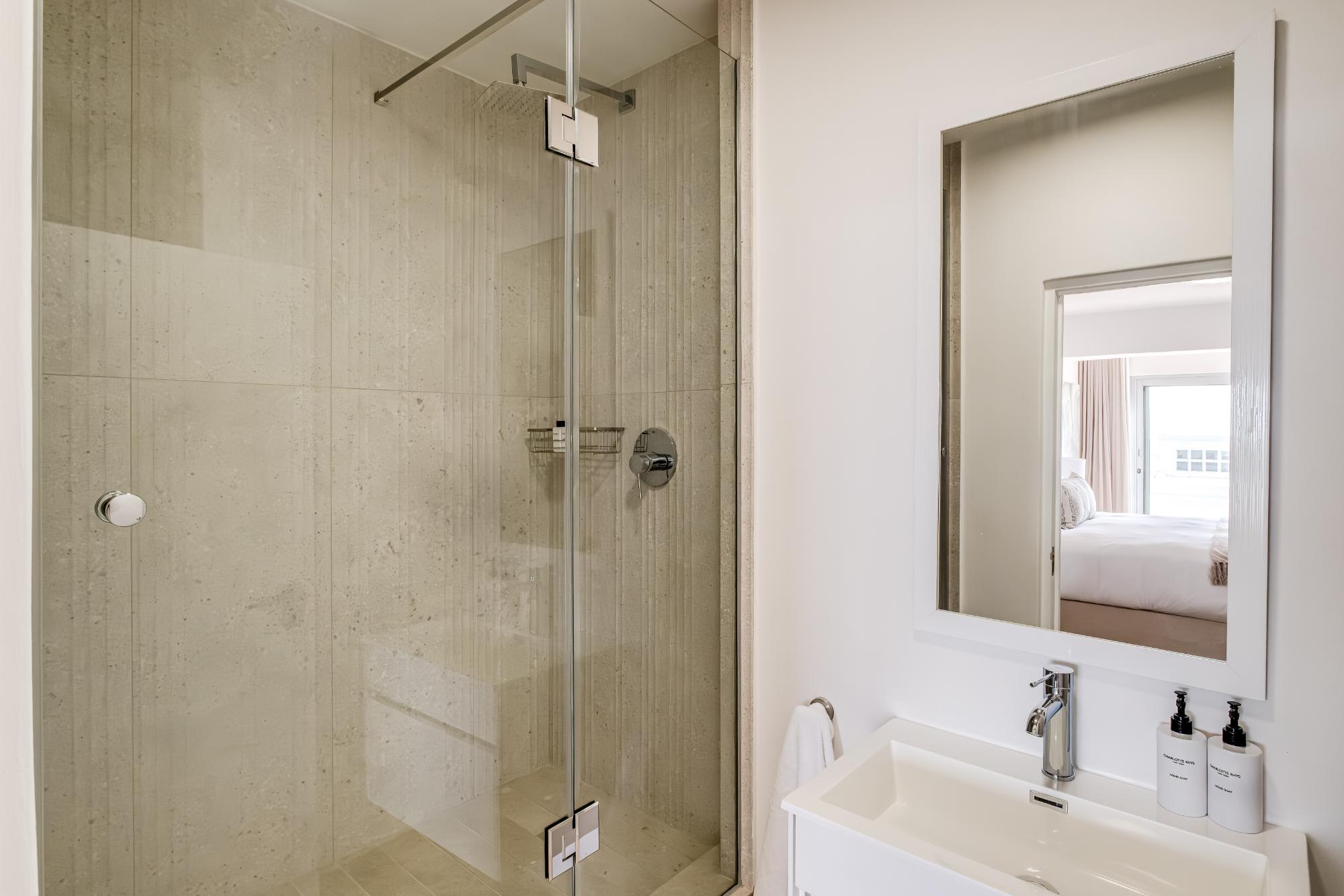 property_67215f5c-bb77-419c-be4e-ca6a58152c01_43