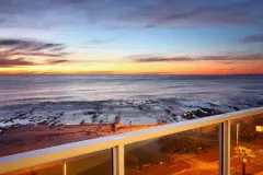 Beach Road Penthouse in Sea Point – photo 1 thumbnail