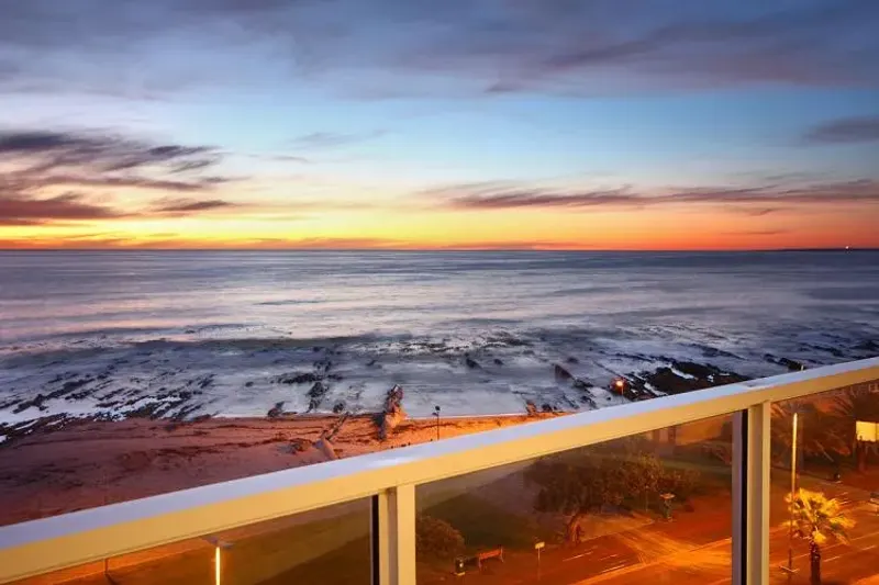 Beach Road Penthouse in Sea Point – photo 1