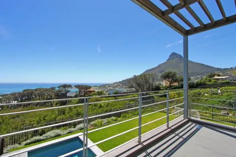 Kinnoul Villa in Camps Bay – photo 3