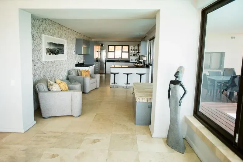 Elegance Villa in Camps Bay – photo 21
