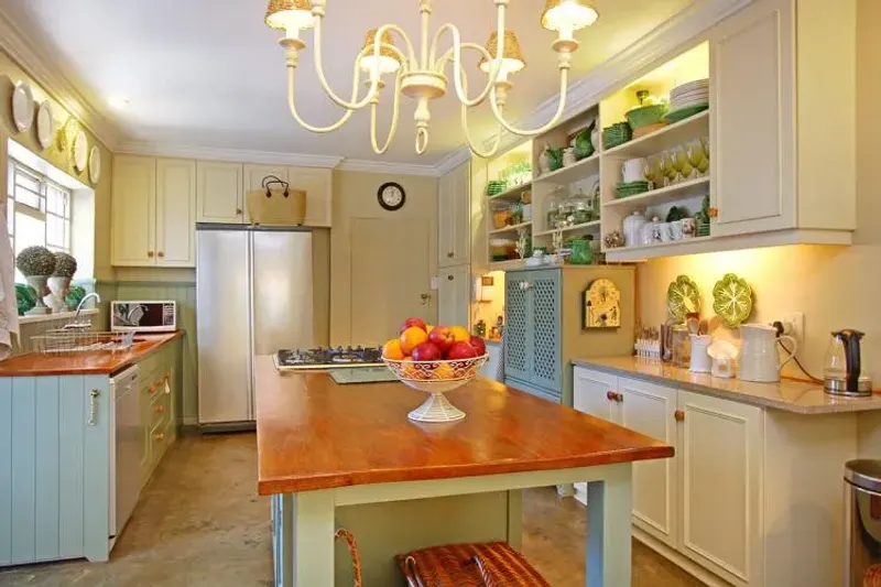 Constantia Field House in Constantia – photo 8