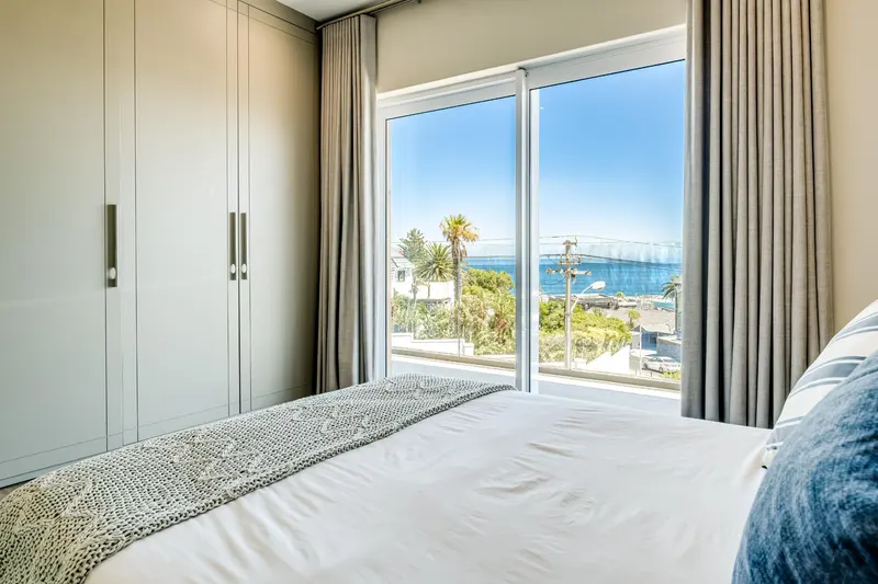 Serein in Camps Bay – photo 26