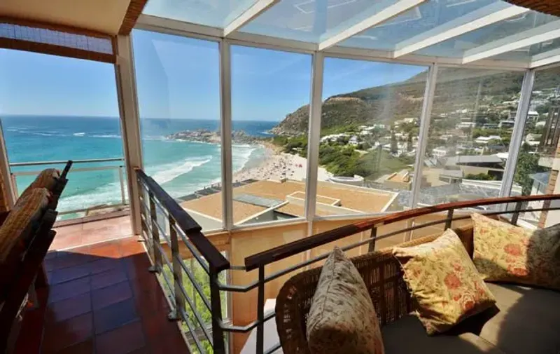 Llandudno Beach Villa in Llandudno – photo 2