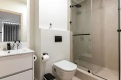 Topaz Views Apartment in Sea Point – photo 13 thumbnail