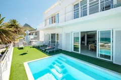 Sapphire Tide Retrea in Camps Bay – photo 1 thumbnail