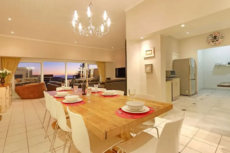 8 Sir David Baird in Bloubergstrand – photo 11