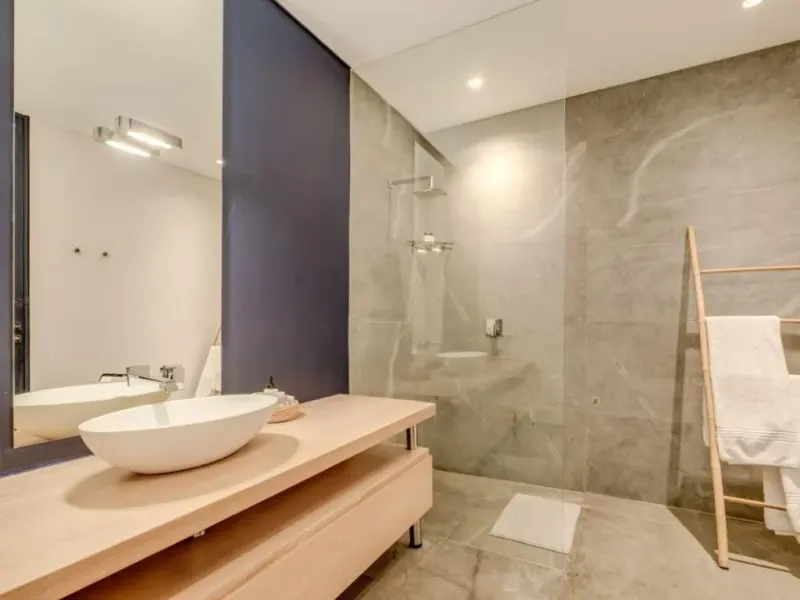 Aquamarine in Camps Bay – photo 40