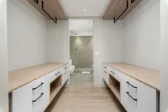 Malachite Penthouse  in Green Point – photo 38 thumbnail
