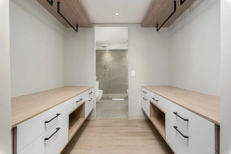 Malachite Penthouse  in Green Point – photo 38