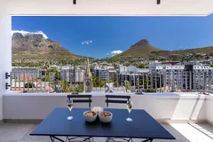 YORK 3 PEAK (G539) in Cape Town City Centre – photo 1 thumbnail