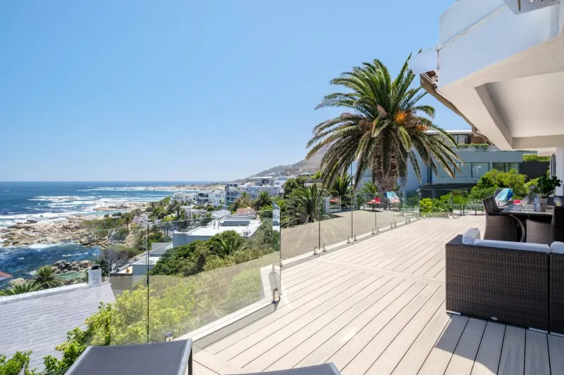 Houghton Steps in camps bay – photo 12