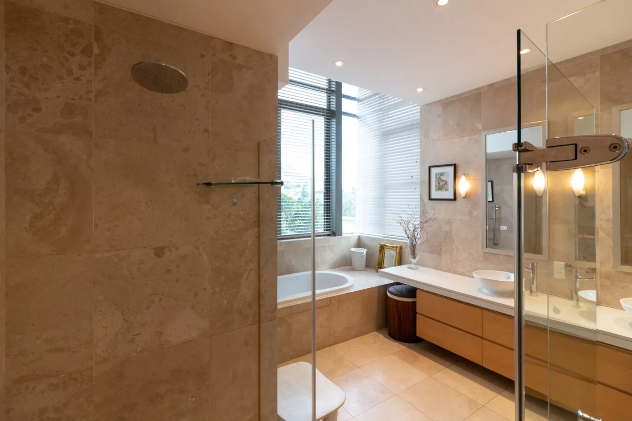 property_6a5e72bd-5c4c-4865-808f-725dc17f615a_28