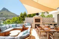 17 Geneva Drive in Camps Bay – photo 4 thumbnail