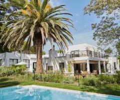 Bell House in Constantia Vale – photo 1 thumbnail