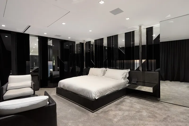 Nettleton Luxe  in Clifton – photo 35