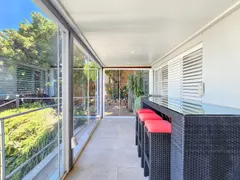 Theresa Avenue Villa in Bakoven – photo 13 thumbnail