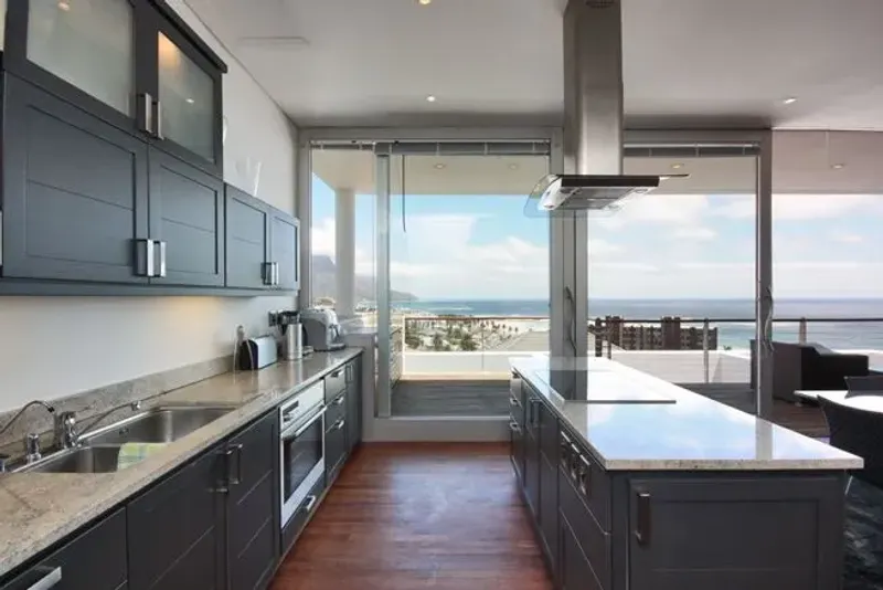 Strathmore Four in Camps Bay – photo 10