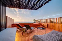 Malibu in camps bay – photo 20 thumbnail