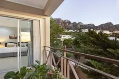 Beachy Villa in Camps Bay – photo 25 thumbnail