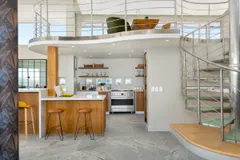 Malachite Penthouse  in Green Point – photo 28 thumbnail