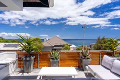 Camps Bay Deluxe in Camps Bay – photo 35 thumbnail