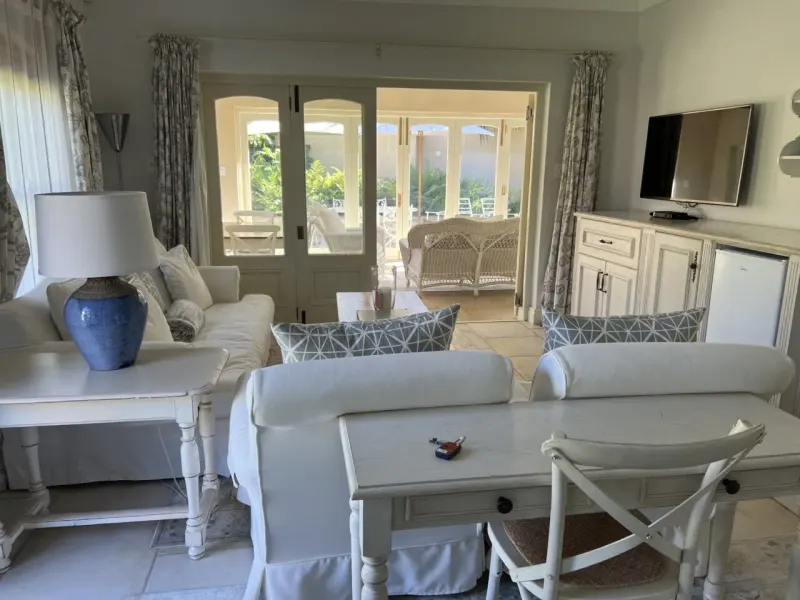 Constantia Valley Villa in Silverhurst – photo 90