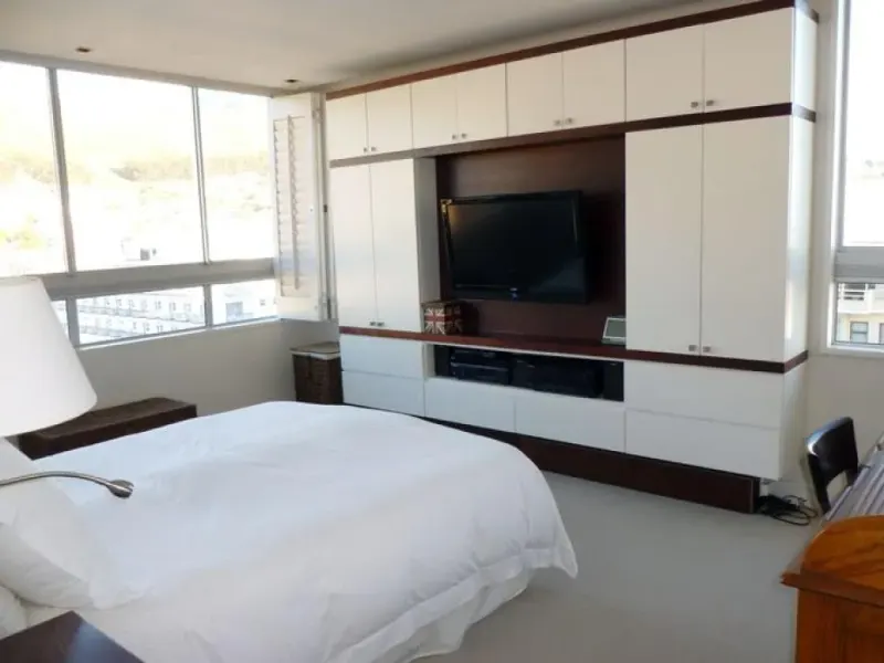 Naelemay Beach Road Apartment in Sea Point – photo 4
