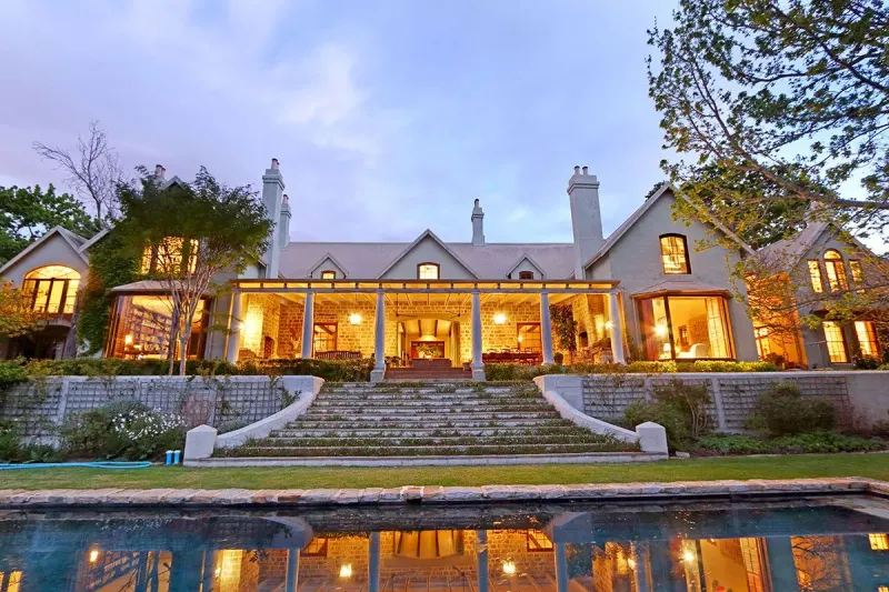 Bishopscourt Retreat in Bishopscourt – photo 1