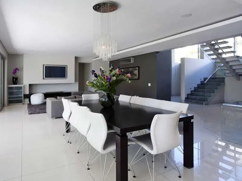 Lincoln Rd Villa in Camps Bay – photo 11