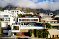 Geneva Villa in Camps Bay – photo 31 thumbnail