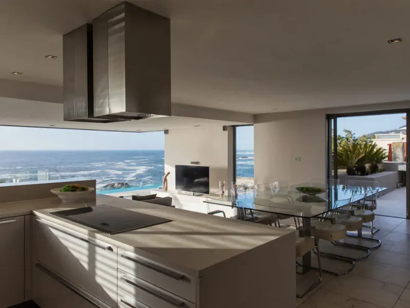Bakoven Penthouse in Camps Bay – photo 15