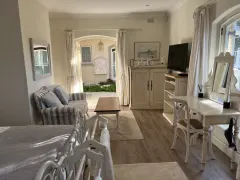 Constantia Valley Villa in Silverhurst – photo 25 thumbnail