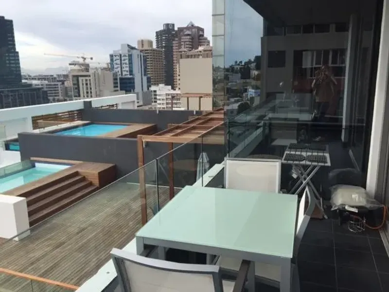 Mirage 2 Bedroom Unit in De Waterkant – photo 1
