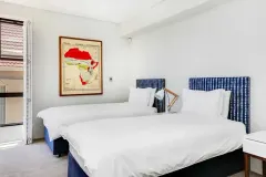 Bali Bay in Camps Bay – photo 16 thumbnail