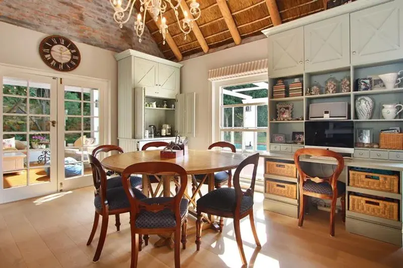 Avenue Bordeaux in Constantia Heights – photo 9