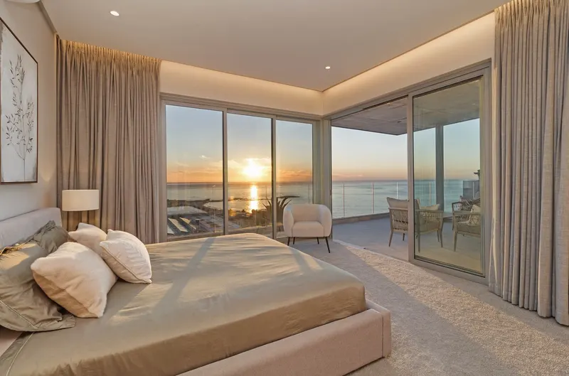 30 on Sedgemoor in Camps Bay – photo 16