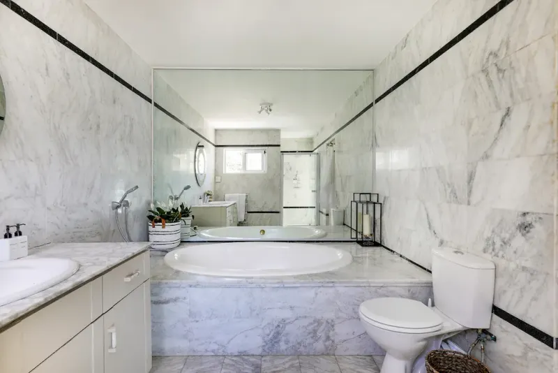 Second Beach Bungalow in Clifton – photo 17