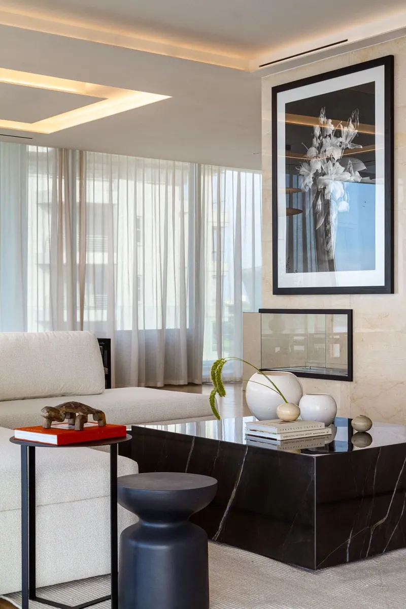 East West Penthouse in Mouille Point – photo 8