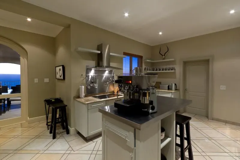 Camps Bay Azure in Camps Bay – photo 8
