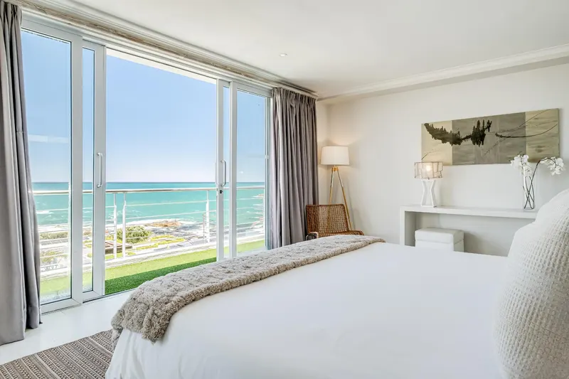 Sapphire Tide Retrea in Camps Bay – photo 22