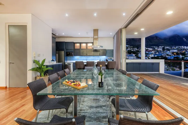 Strathmore House in Camps Bay – photo 11