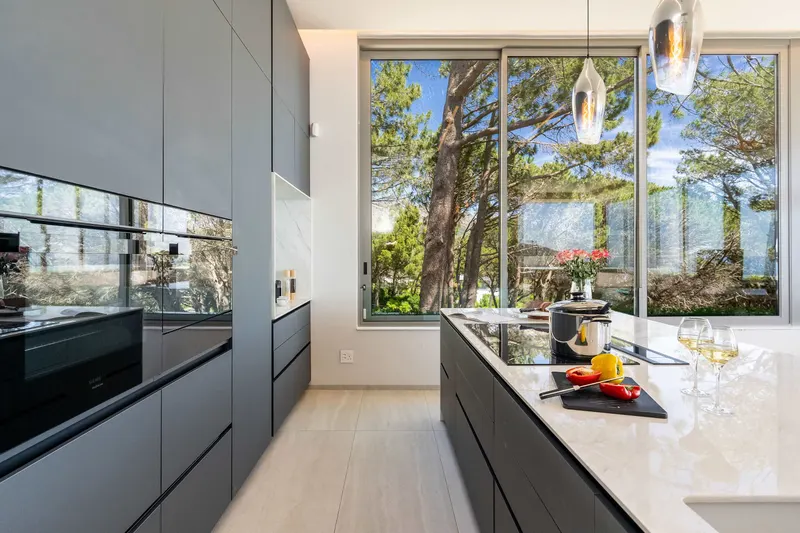 Glass House in Camps Bay – photo 18