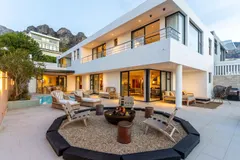 Cape House in Camps Bay – photo 6 thumbnail