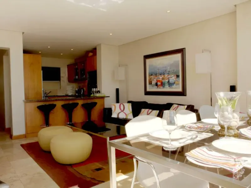 Panorama Apartment in Camps Bay – photo 16
