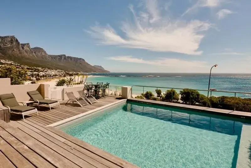 Camps Bay Beach Villa in Camps Bay – photo 1