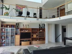 Springbok Road Villa in Signal Hill – photo 19 thumbnail
