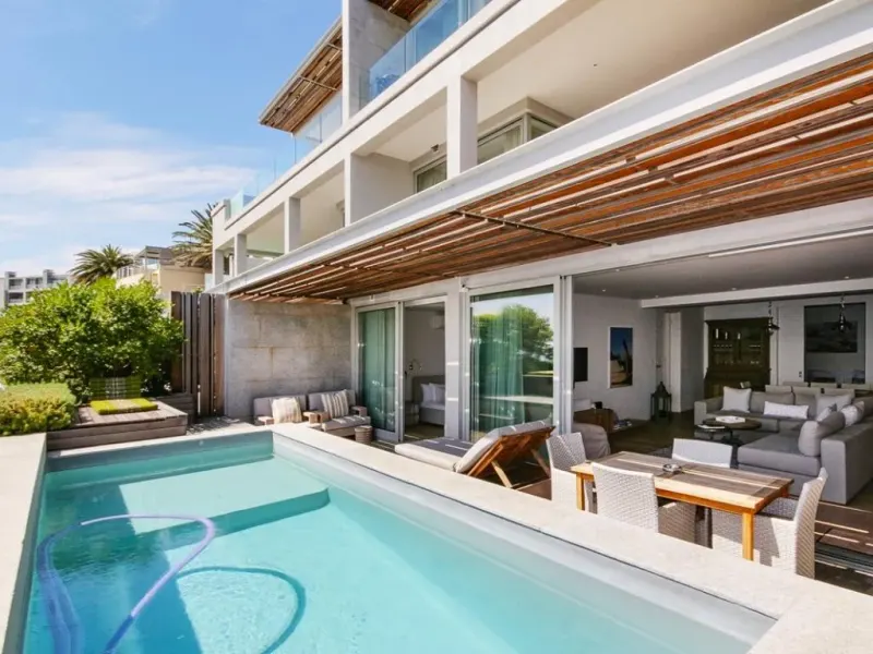 Beach View Luxury in Camps Bay – photo 1