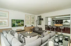 Ocean View Elegance in Bantry Bay – photo 12 thumbnail