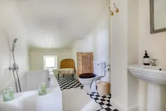 Villa Badgemore in Constantia – photo 25 thumbnail